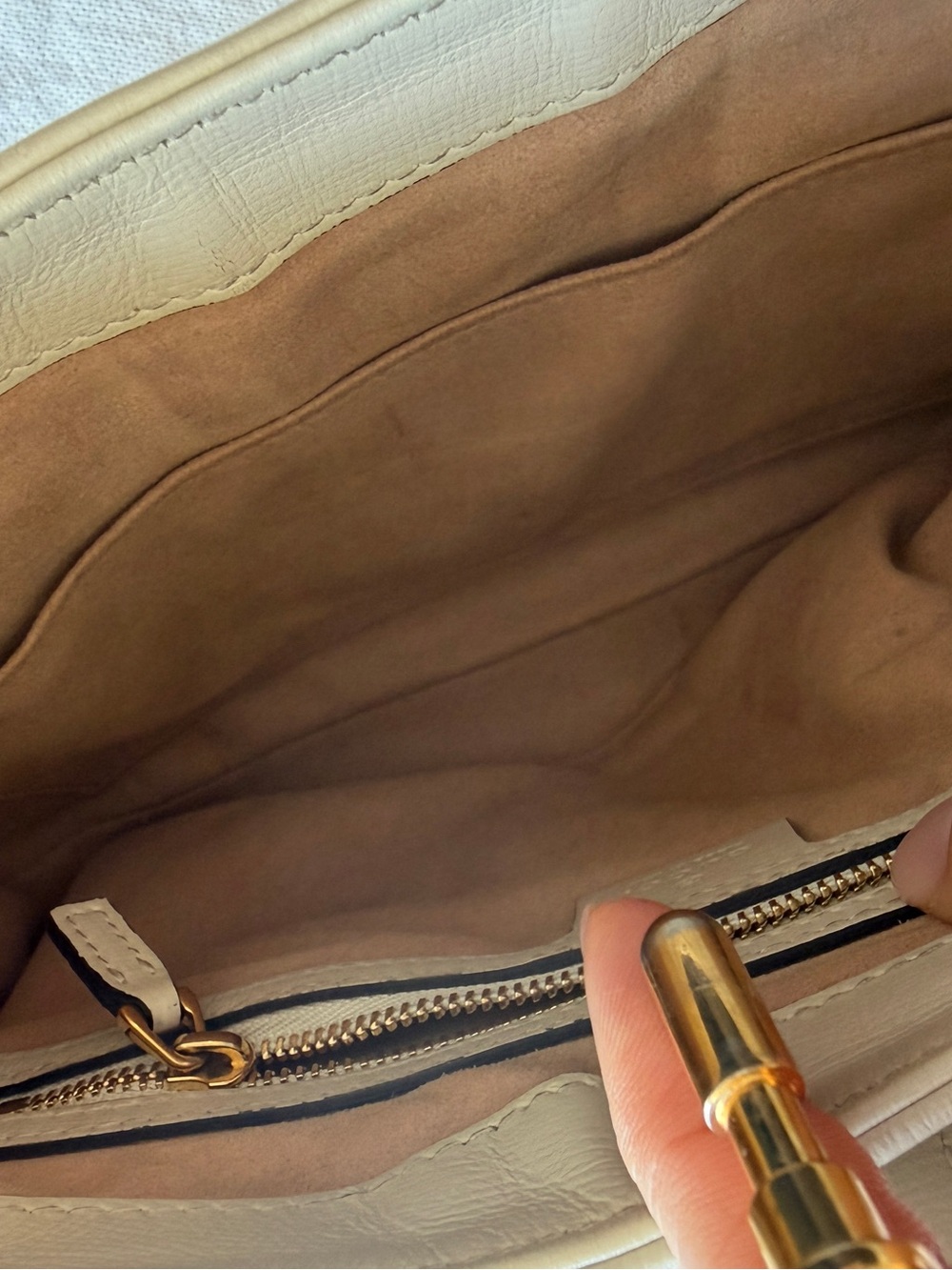 Gucci GG Canvas Shoulder Bag with Cream Leather and Red-Blue Web - Picture 6 of 8